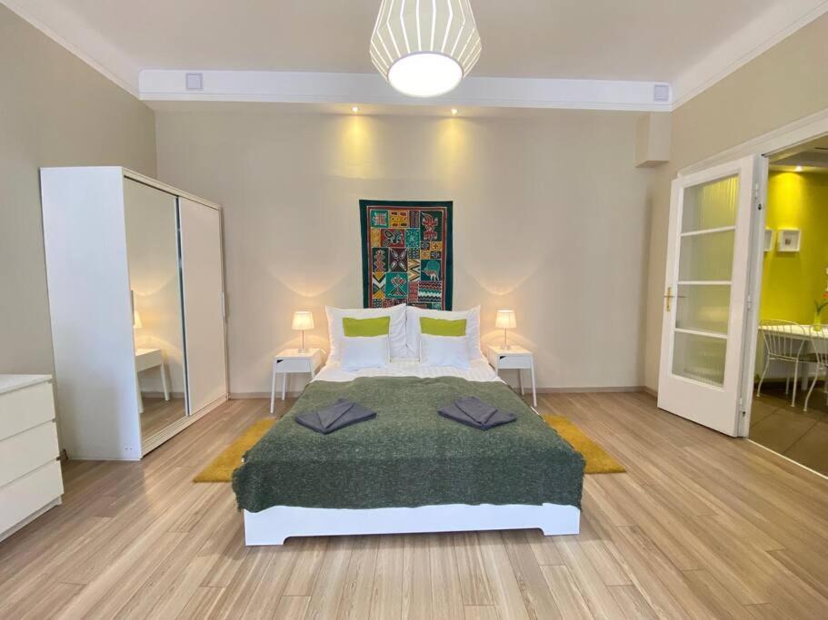 Orangehomes One Bedroom Comfy Apartment Budapest Exterior photo